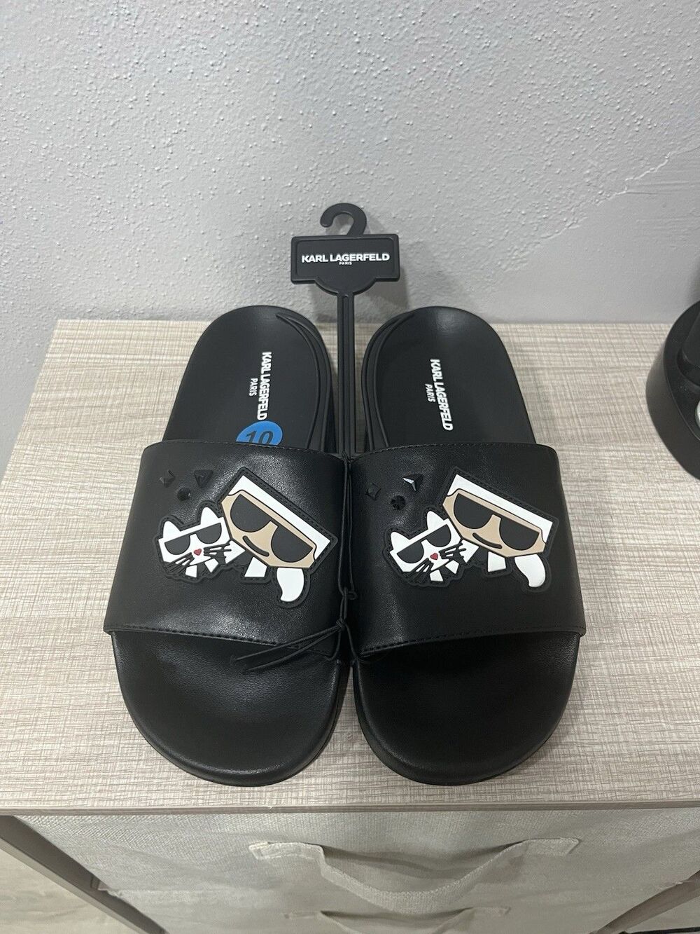 Karl Lagerfeld Paris Womens Zala Icon Slides Black Choupette Cat Sandals Size 10